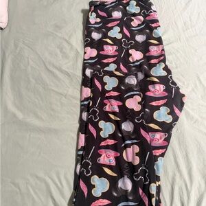Set of 2 Disney Leggings size TC2